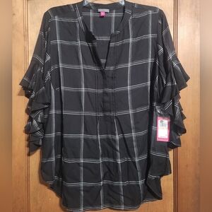 NWT Vince Camuto Ruffle Sleeve blouse, 2X